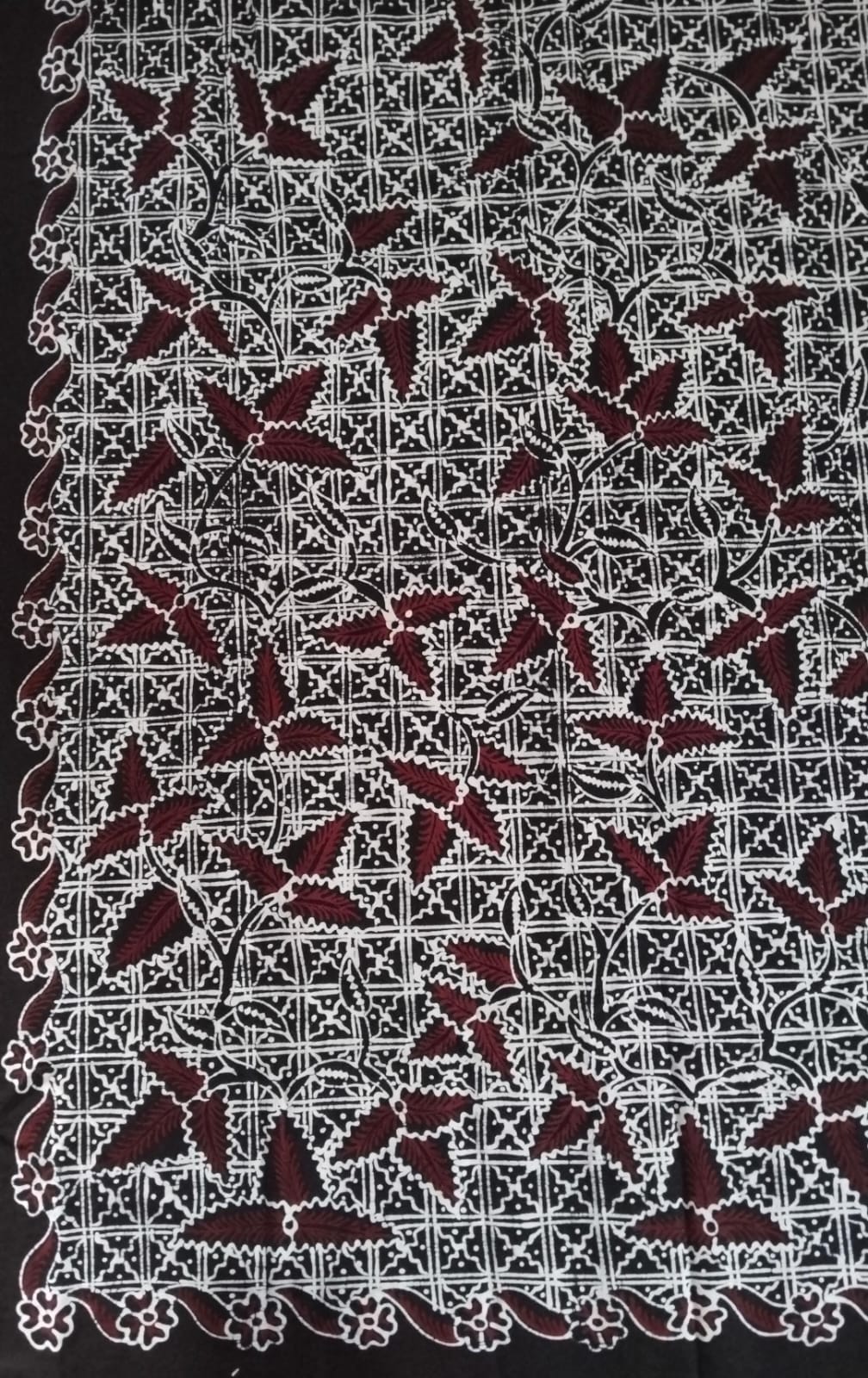 Motif batik tulis bunga kangkung